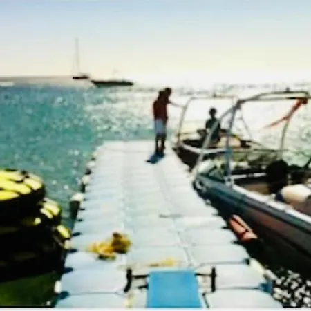 Grand 28m2 Terrasse Exceptionnelle Vue 180 Clim Box Le Lavandou