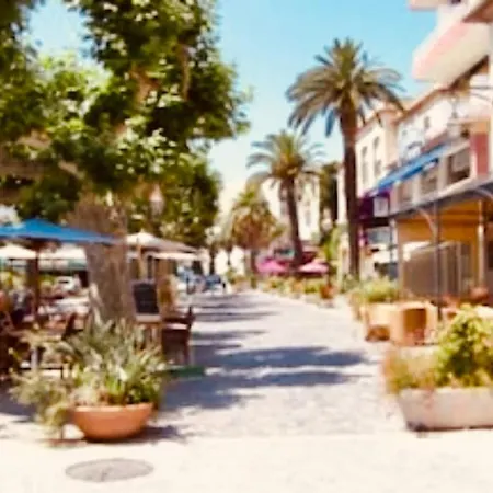 Grand 28m2 Terrasse Exceptionnelle Vue 180 Clim Box * Le Lavandou