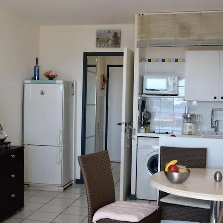 شقة Grand 28m2 Terrasse Exceptionnelle Vue 180 Plein Sud - Piscine - Clim - Box لو لا فاندو