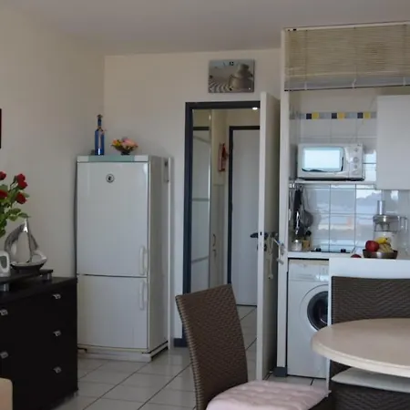 Grand 28m2 Terrasse Exceptionnelle Vue 180 Clim Box Le Lavandou