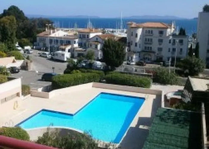Grand 28m2 Terrasse Exceptionnelle Vue 180 Clim Box Le Lavandou