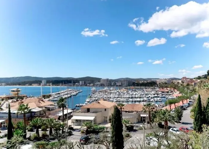 Appartamento Grand 28m2 Terrasse Exceptionnelle Vue 180 Clim Box Le Lavandou
